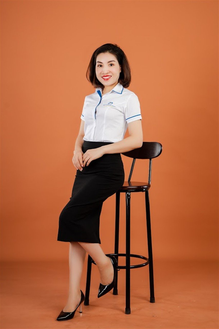 Vũ Thị Thơ: cô bé nghỉ học sau lớp 9 và hành trình dựng đại lý thuế cho 500 doanh nghiệp