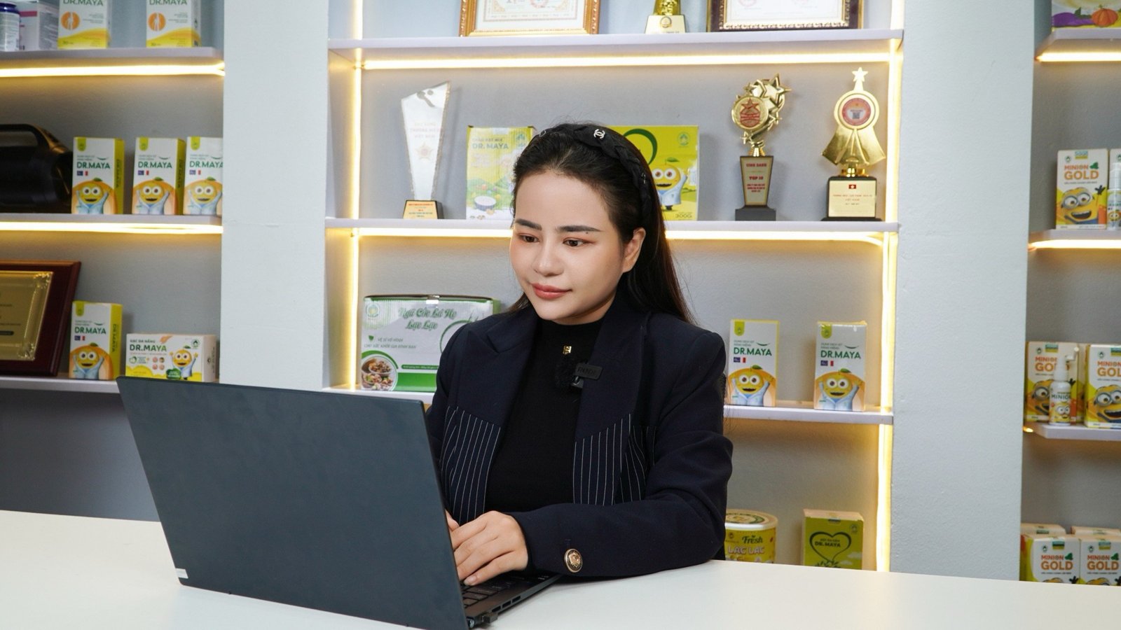 Thiều Vân Anh trong công việc mỗi ngày
